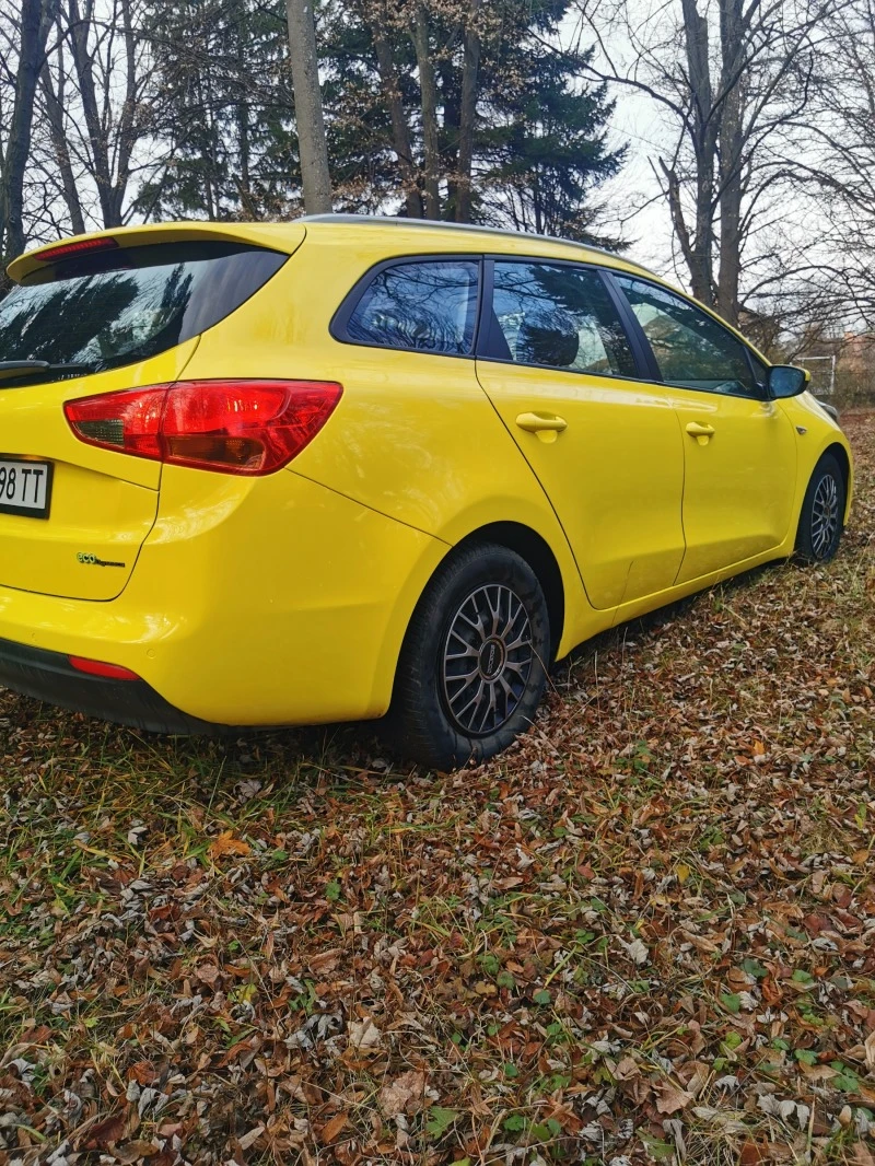 Kia Ceed 1.4, снимка 5 - Автомобили и джипове - 41614906