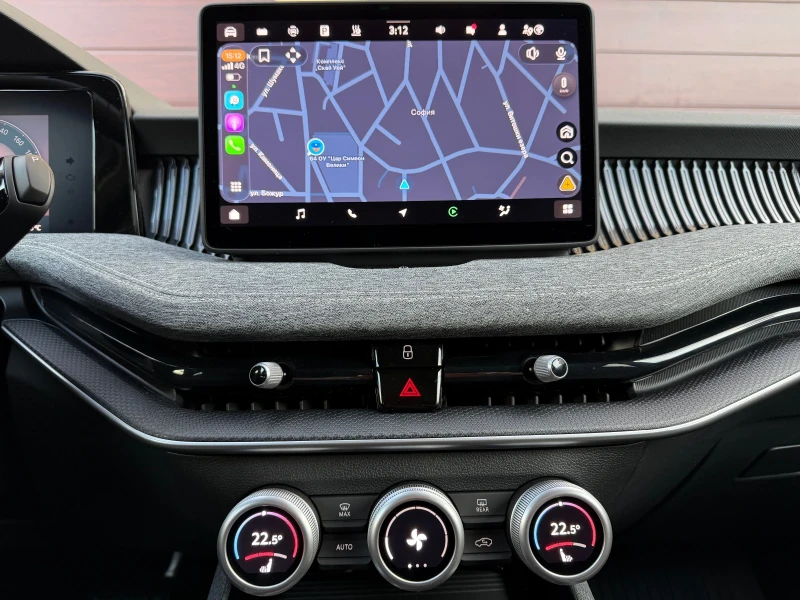 Skoda Superb 1.5TSI P-HEV IV* 204ps., снимка 15 - Автомобили и джипове - 52827654