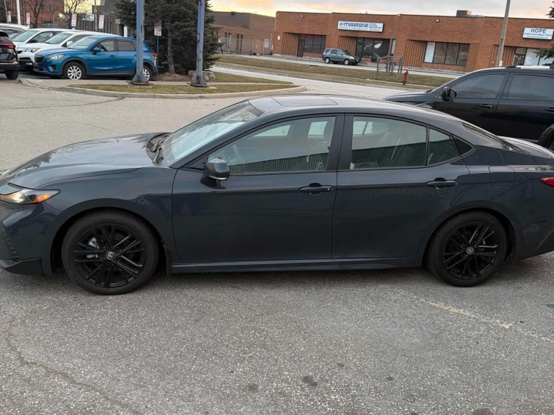 Toyota Camry * SE * CARFAX * БЕЗ ПЪРВОНАЧАЛНА ВНОСКА, снимка 2 - Автомобили и джипове - 52903813