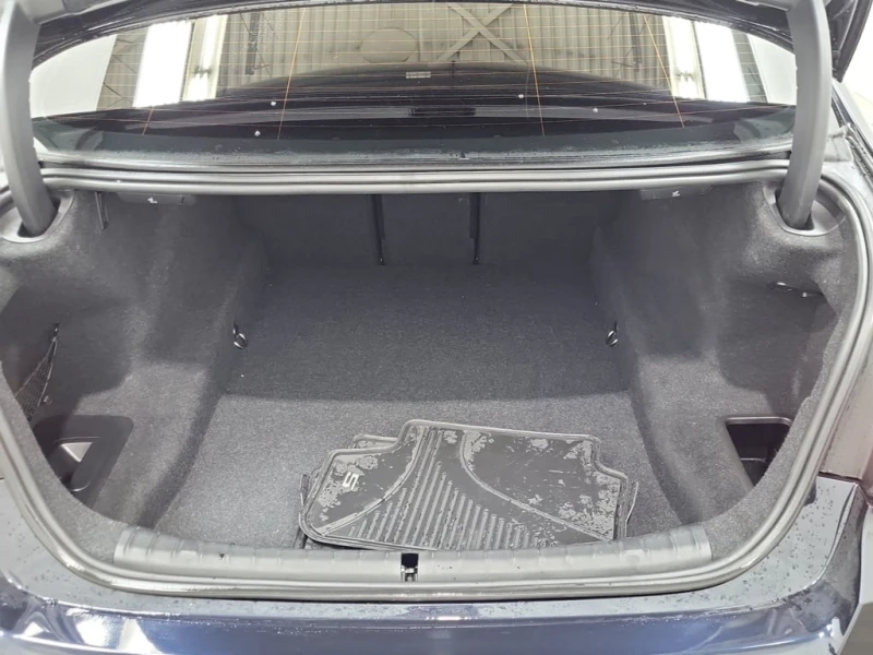 BMW 550 I XDRIVE * CARFAX * БЕЗ ПЪРВОНАЧАЛНА ВНОСКА, снимка 16 - Автомобили и джипове - 53176268