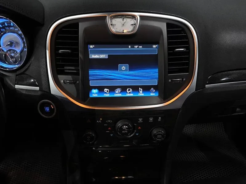 Chrysler 300c 3.5, снимка 14 - Автомобили и джипове - 54326144