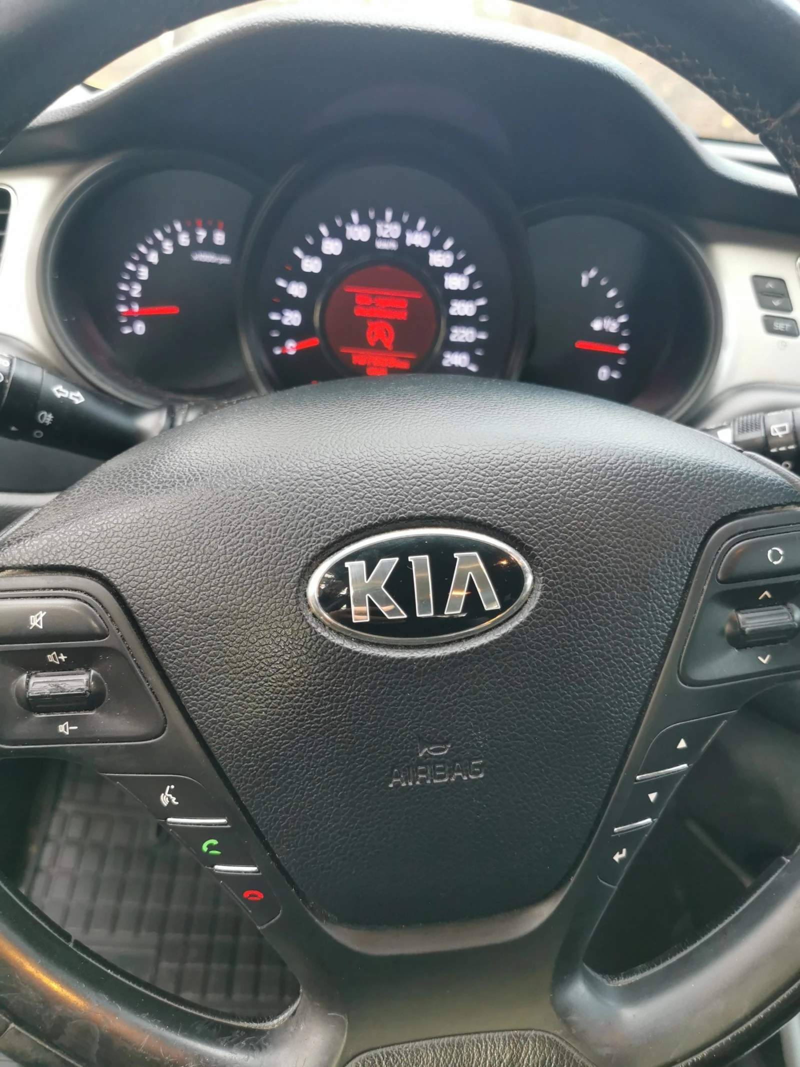 Kia Ceed 1.4 - изображение 2