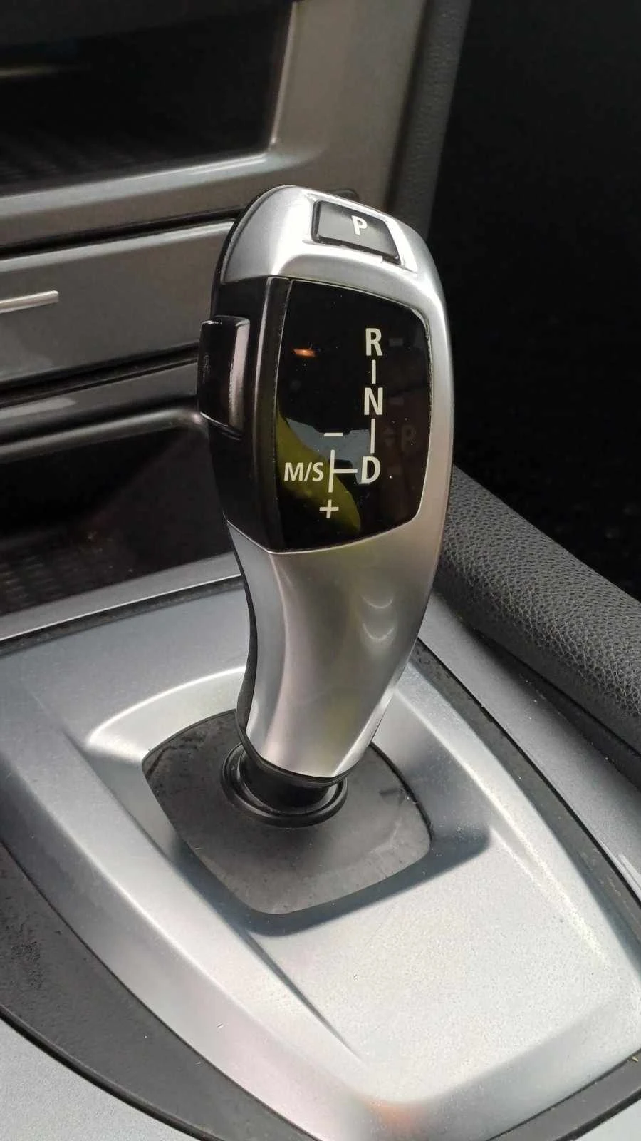 BMW 530 D, LCI, HeadUP, Comfort salon, dynamic lights - изображение 9