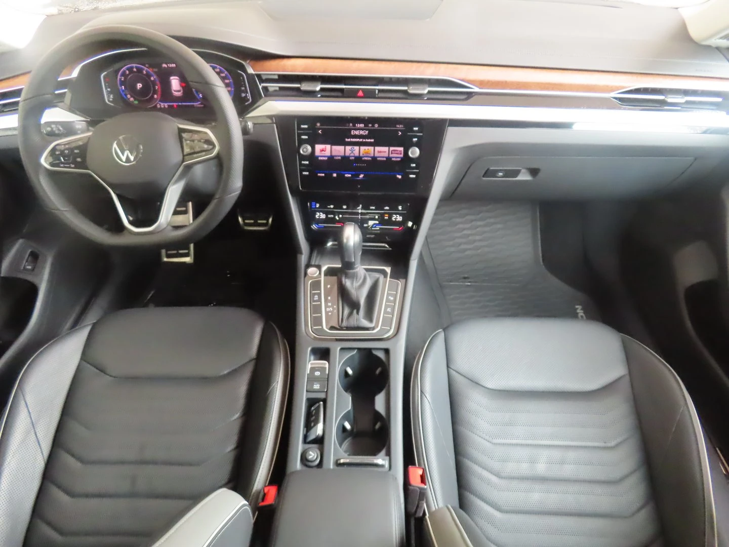 VW Arteon Elegance 2.0 TSI OPF DSG | Mobile.bg — изображение 9