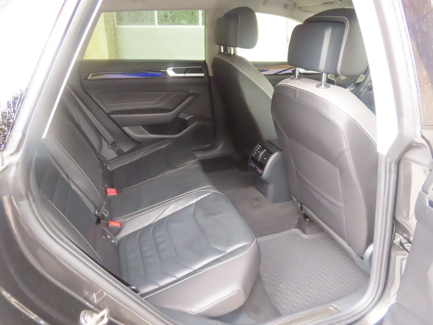 VW Arteon Elegance 2.0 TSI OPF DSG | Mobile.bg — изображение 7