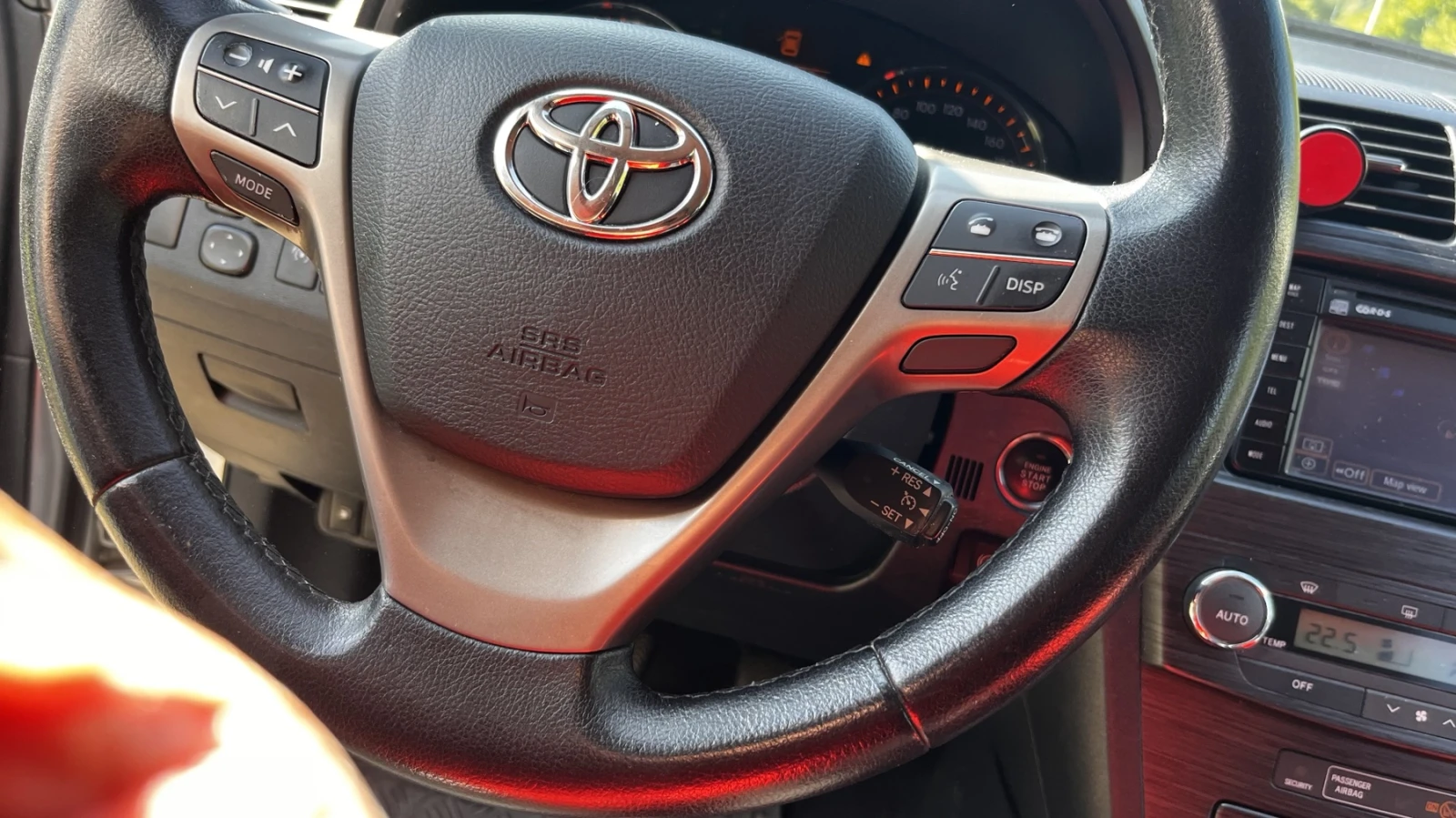 Toyota Avensis Toyota Avensis 2.2 D4D - изображение 3