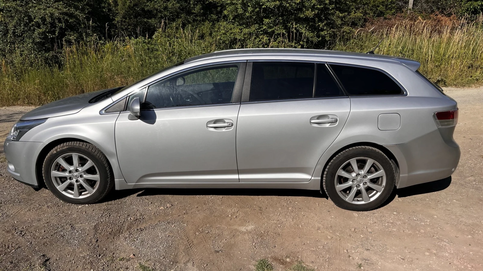Toyota Avensis Toyota Avensis 2.2 D4D - изображение 4