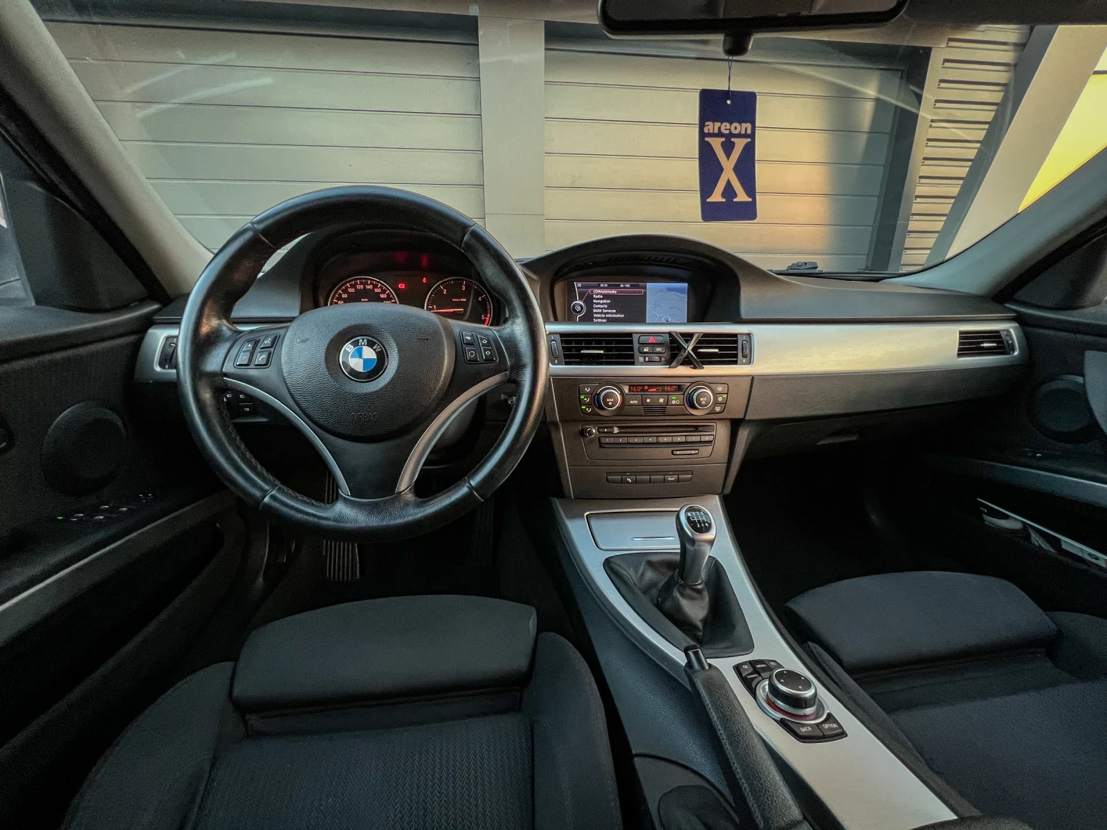 BMW 320  - изображение 8