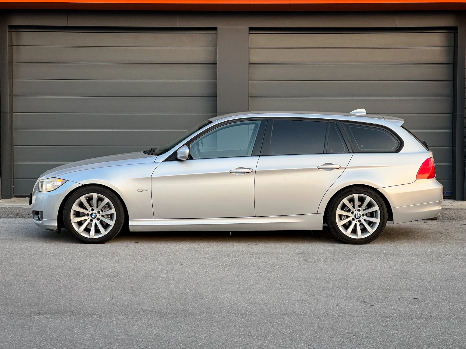 BMW 320  - изображение 5