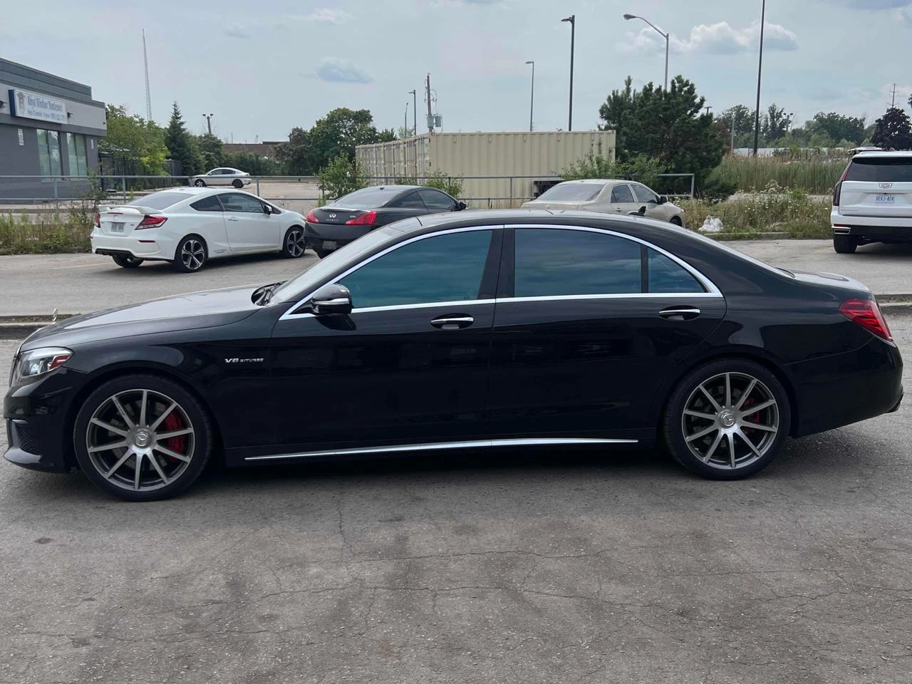 Mercedes-Benz S 63 AMG AMG* Авто финансиране* Карфакс - изображение 2