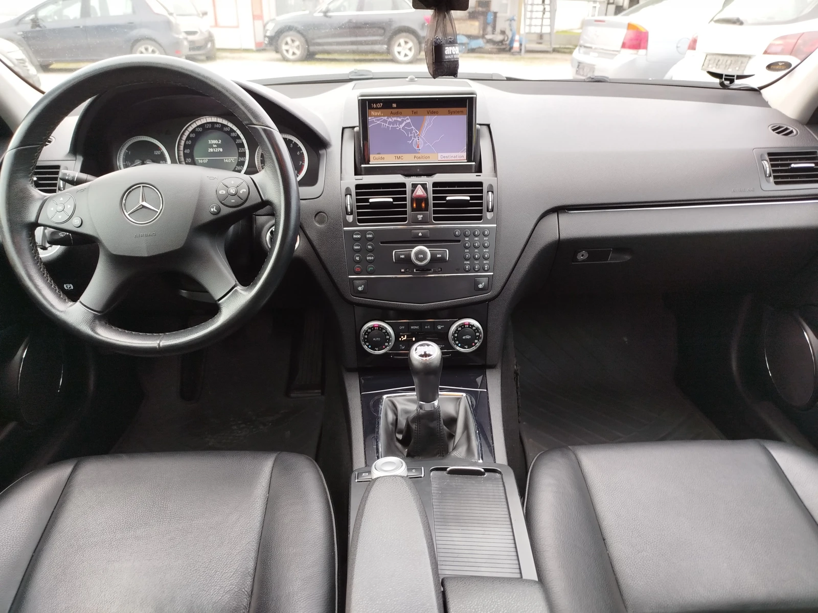 Mercedes-Benz C 180 C180-NAVI-KOJA, снимка 11 - Автомобили и джипове - 53203527