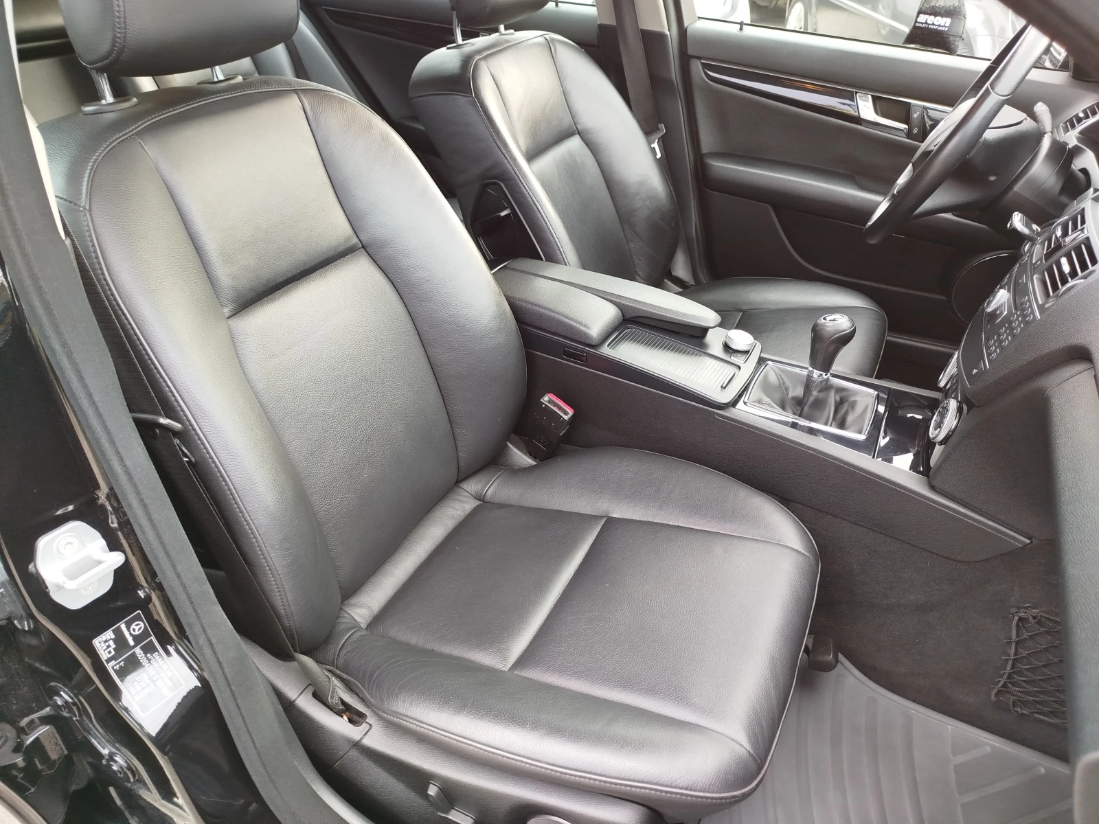 Mercedes-Benz C 180 C180-NAVI-KOJA, снимка 13 - Автомобили и джипове - 53203527