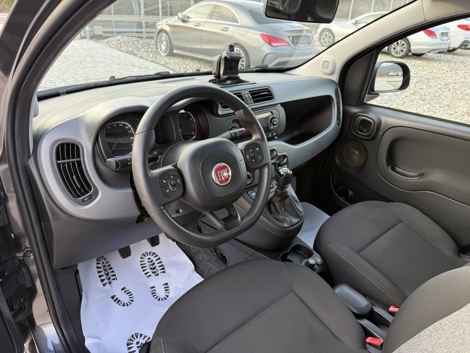 Fiat Panda 1.2i CROSS - изображение 10