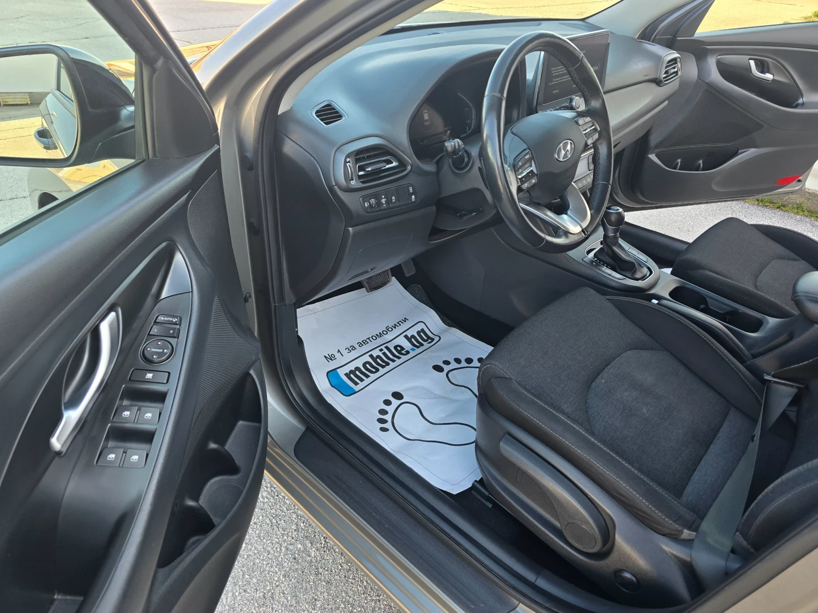 Hyundai I30 1.6, снимка 6 - Автомобили и джипове - 53865819