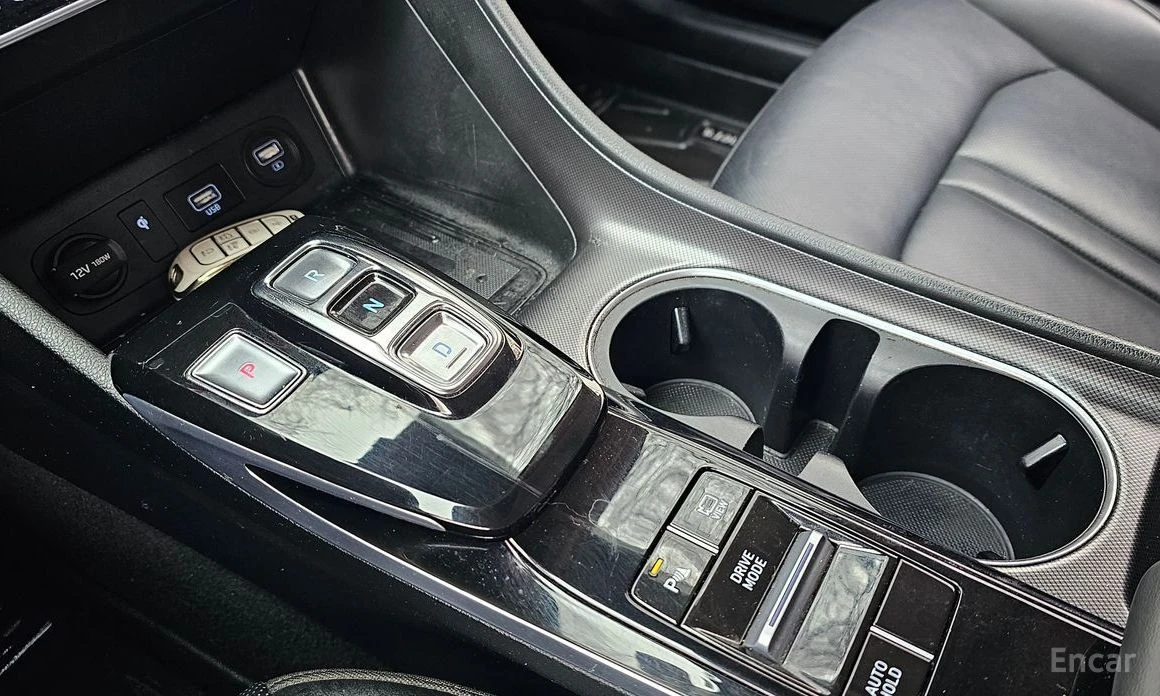 Hyundai Sonata, снимка 9 - Автомобили и джипове - 54069395