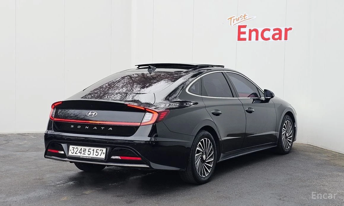 Hyundai Sonata, снимка 2 - Автомобили и джипове - 54069395