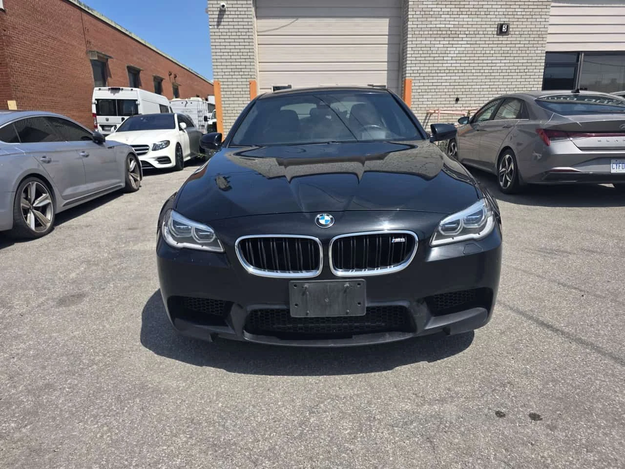 BMW M5 4dr Sdn  CARFAX, снимка 2 - Автомобили и джипове - 54279223
