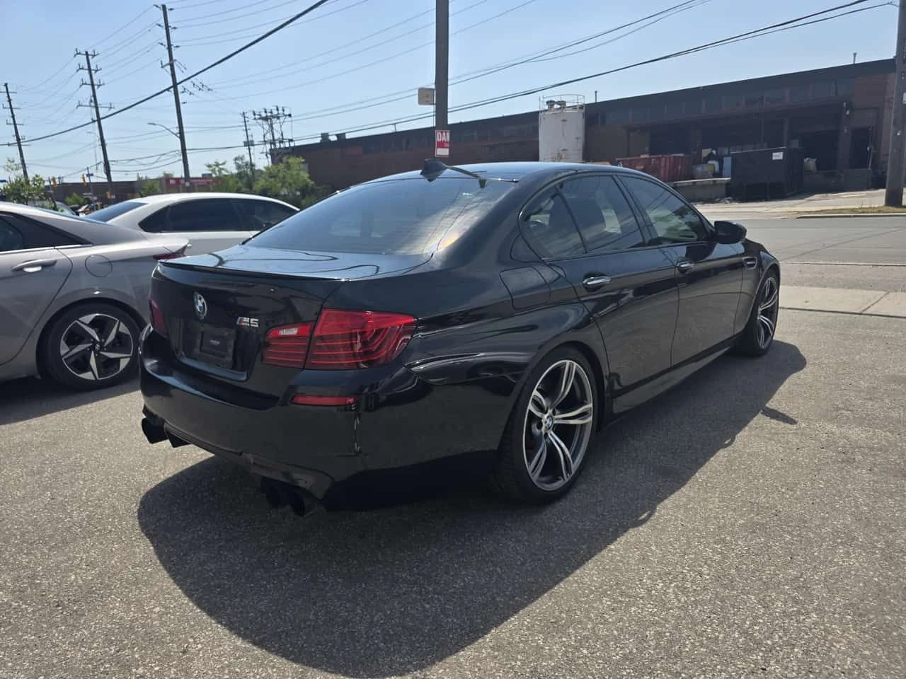 BMW M5 4dr Sdn  CARFAX, снимка 11 - Автомобили и джипове - 54279223