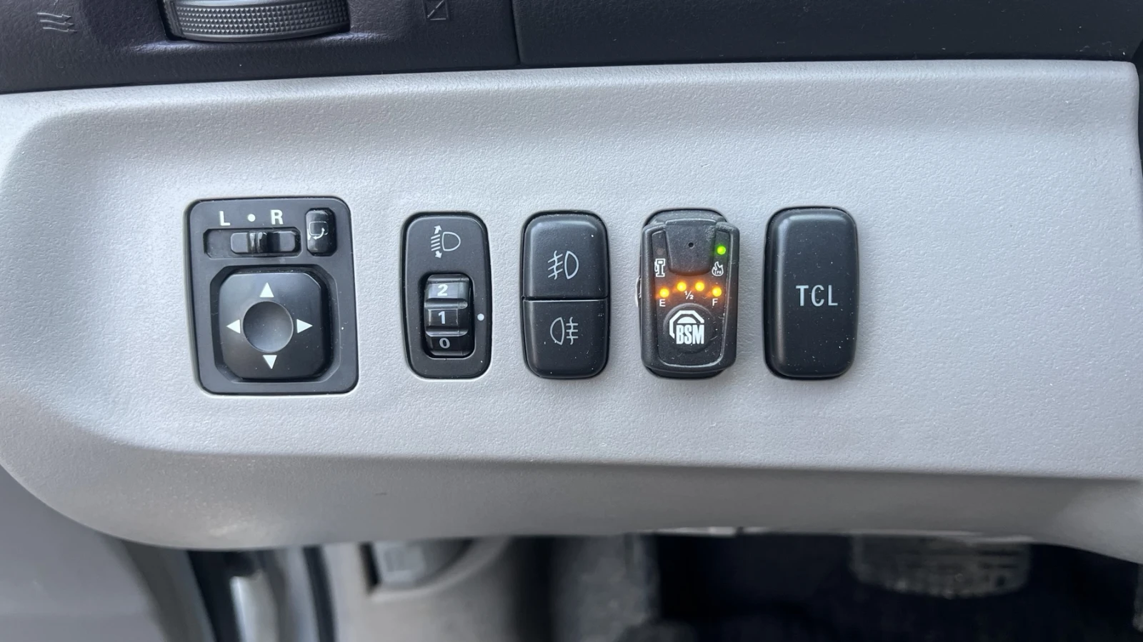 Mitsubishi Grandis, снимка 7 - Автомобили и джипове - 54315417