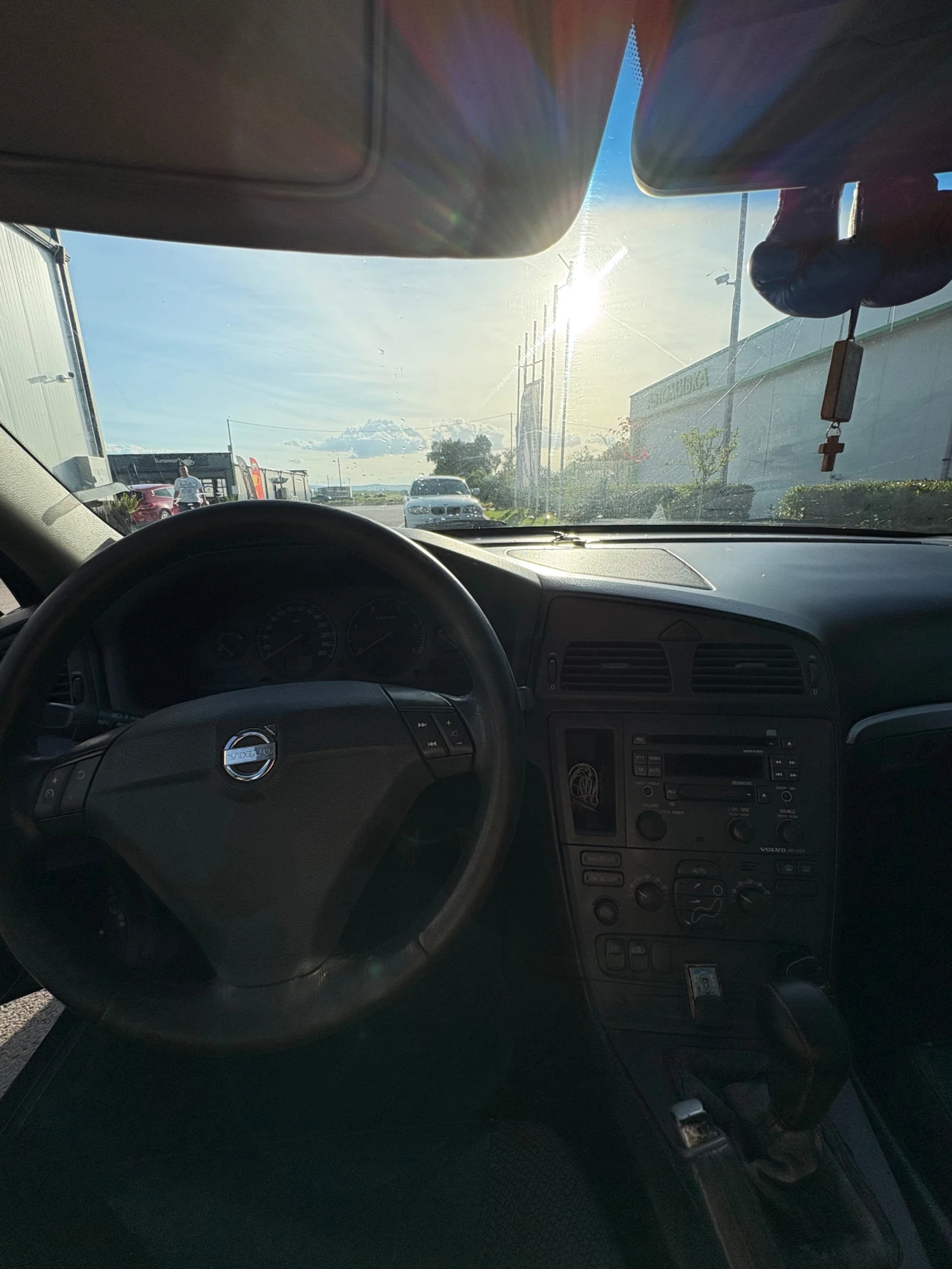 Volvo S60 2.4 D5, снимка 13 - Автомобили и джипове - 54671101