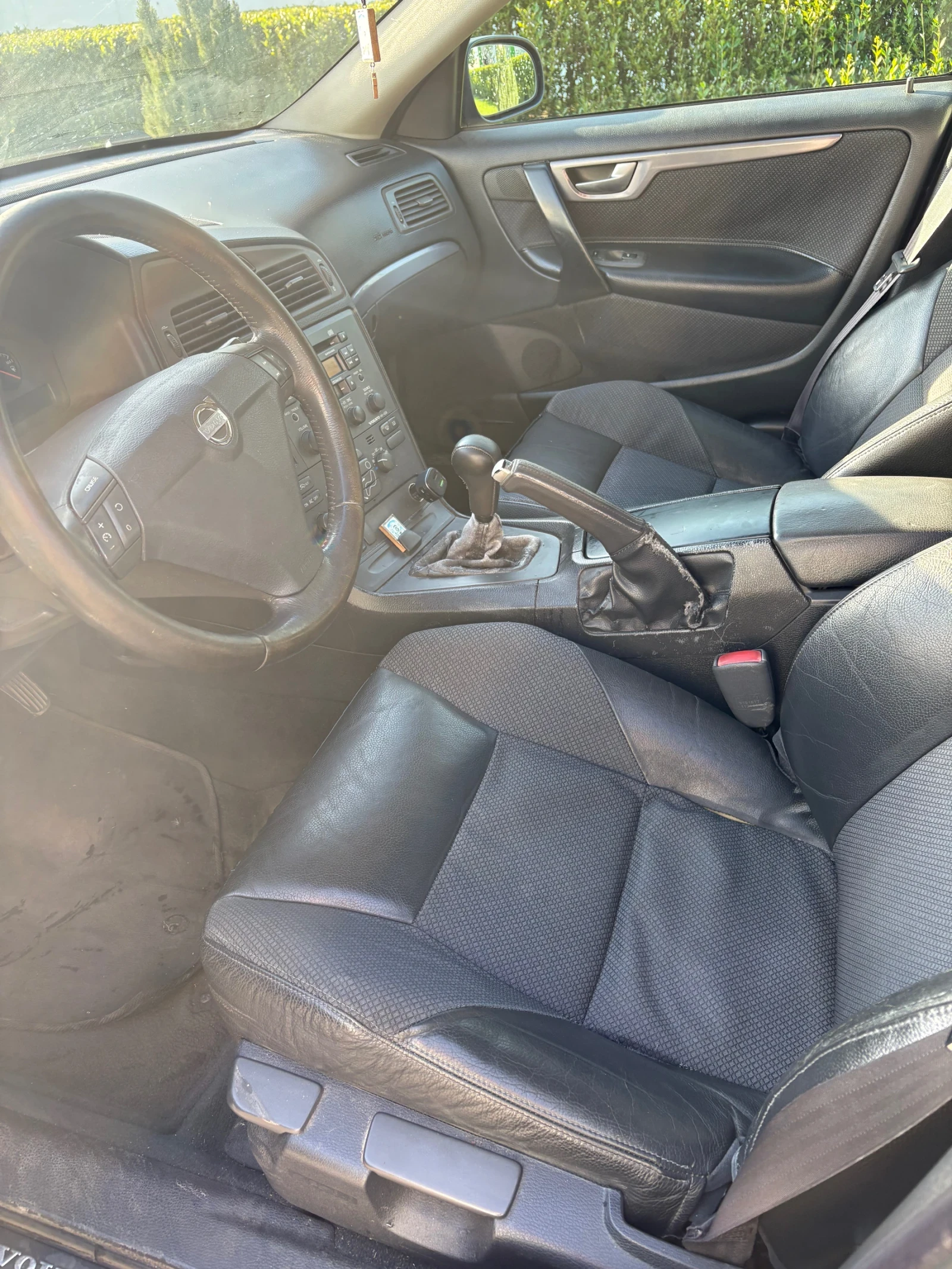Volvo S60 2.4 D5, снимка 12 - Автомобили и джипове - 54671101
