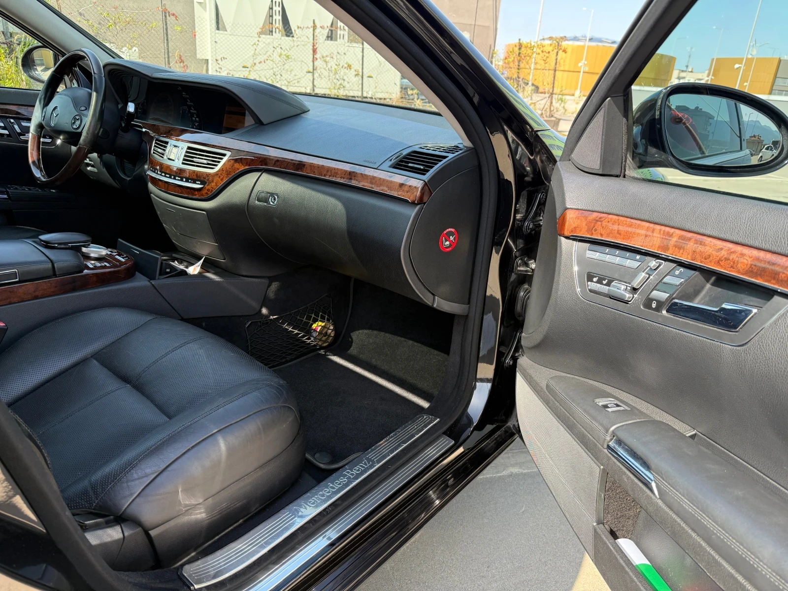 Mercedes-Benz S 320, снимка 8 - Автомобили и джипове - 55493846