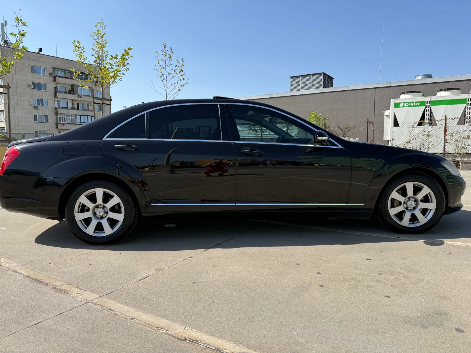 Mercedes-Benz S 320, снимка 15 - Автомобили и джипове - 55493846