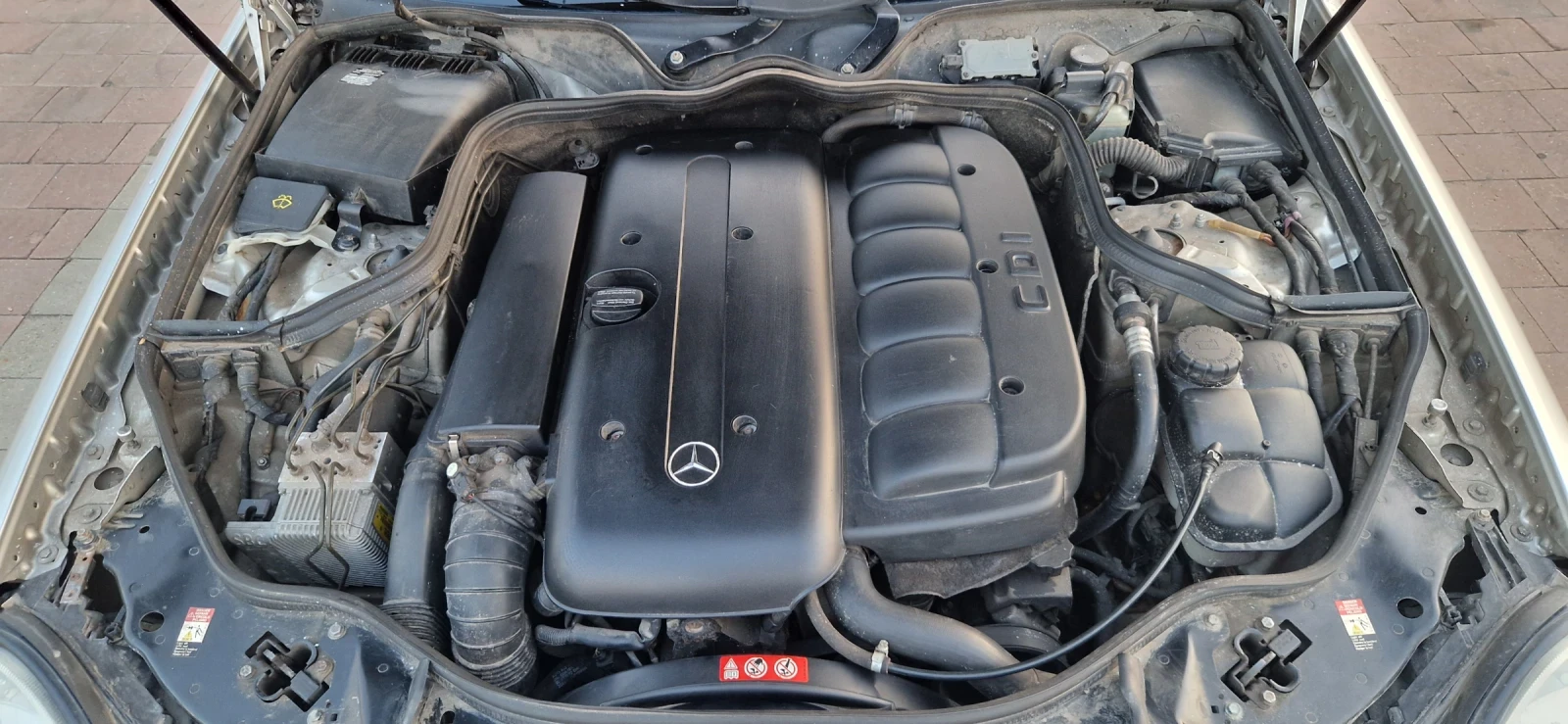 Mercedes-Benz E 280, снимка 13 - Автомобили и джипове - 55590682