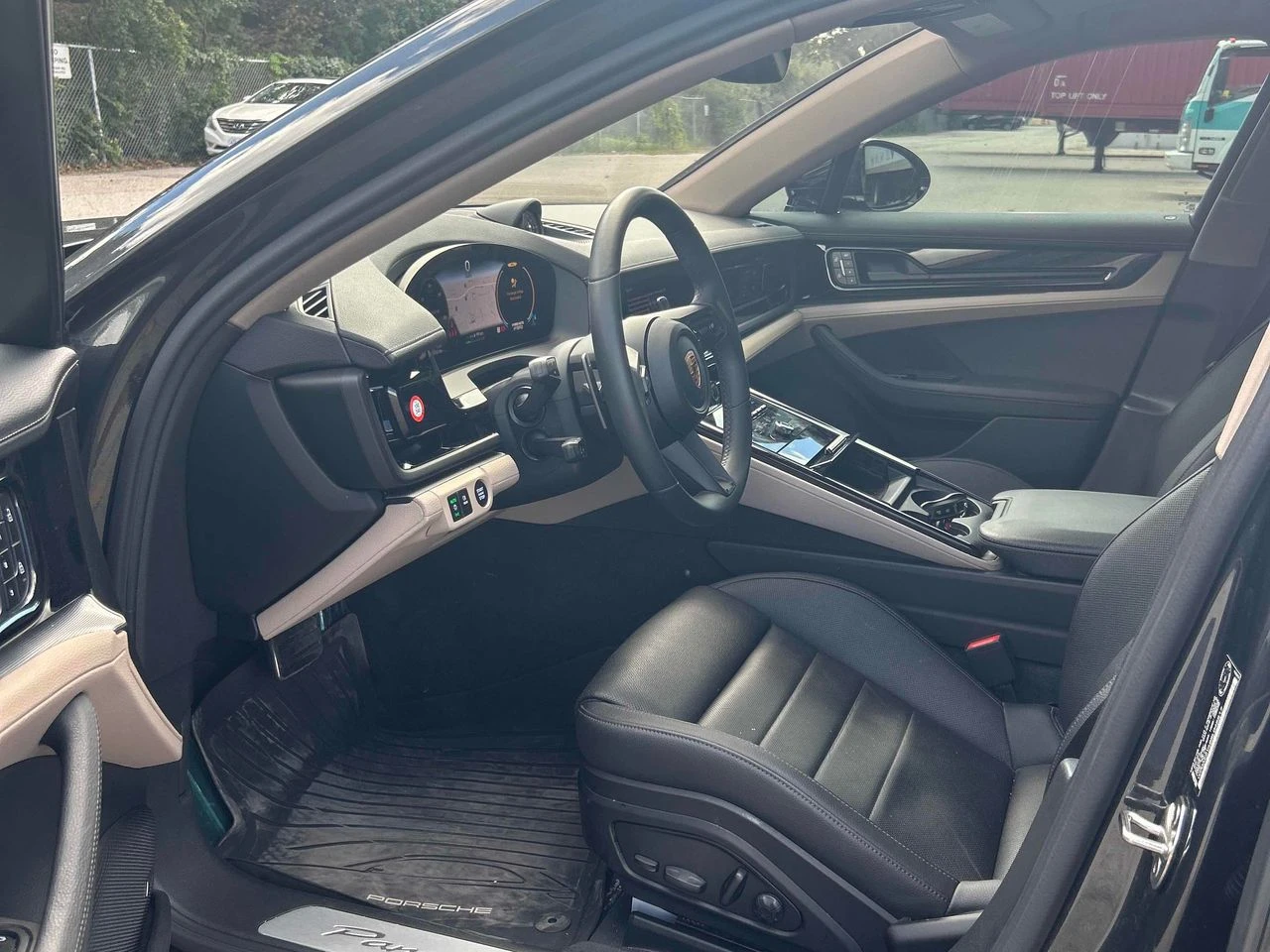 Porsche Panamera 4 E-Hybrid, снимка 5 - Автомобили и джипове - 55728805