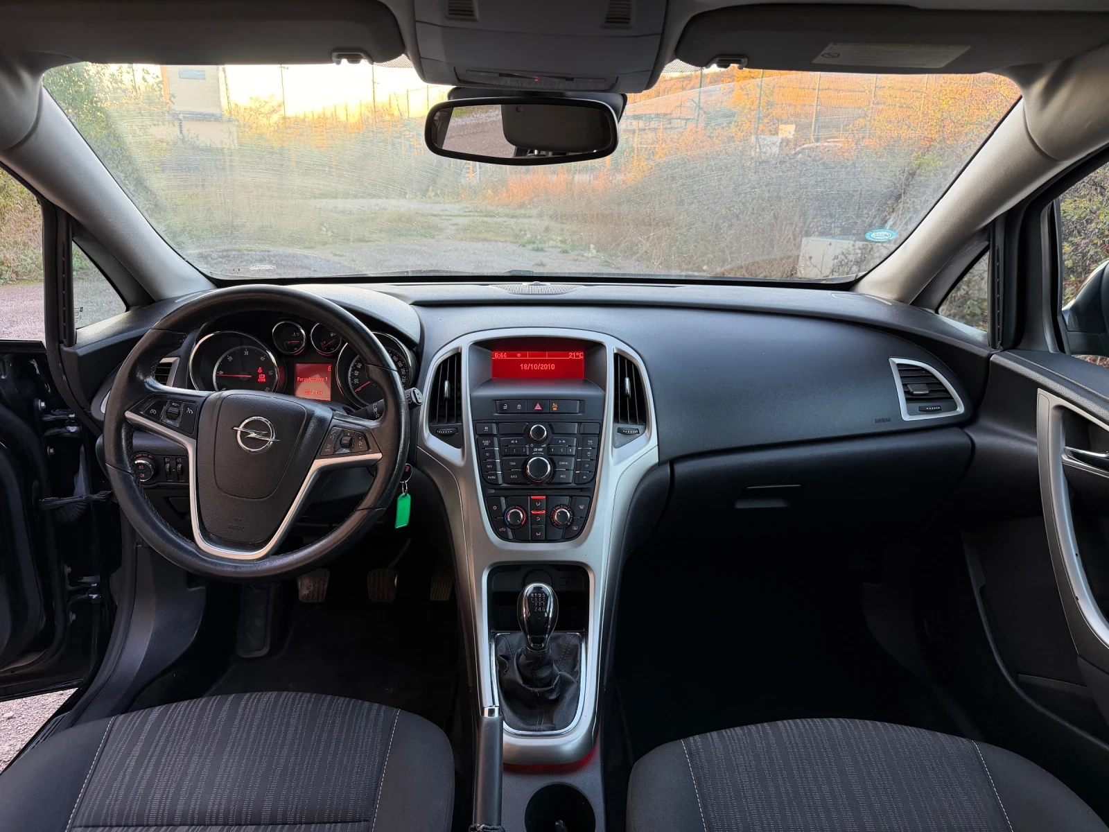 Opel Astra 1.7CDTI, снимка 14 - Автомобили и джипове - 56607224