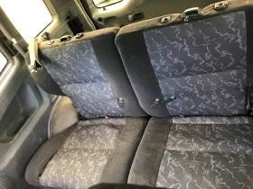 Nissan Terrano 2 2.4i ГИ, снимка 7