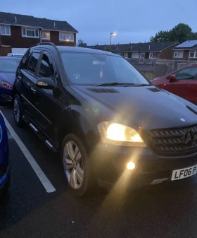     Mercedes-Benz ML 320 ML 320