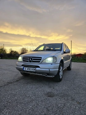 ������ Mercedes-Benz ML 320