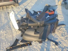 Ford Explorer 2.3l Xlt, снимка 13 - Автомобили и джипове - 53650697