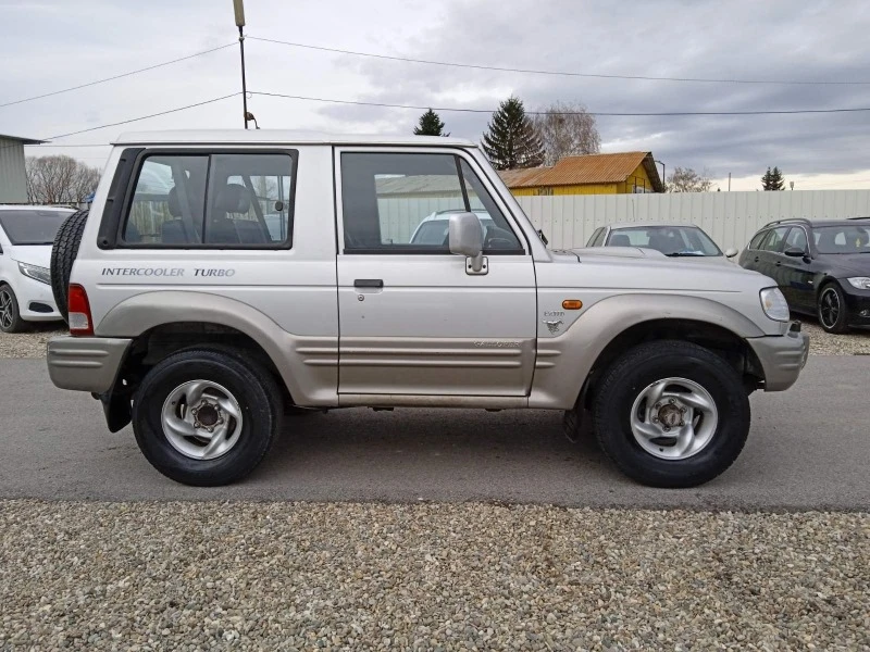 Hyundai Galloper Внос Italia, снимка 2 - Автомобили и джипове - 43458251