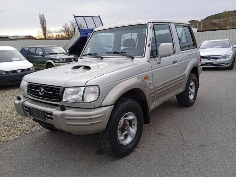 Hyundai Galloper Внос Italia, снимка 1 - Автомобили и джипове - 43458251