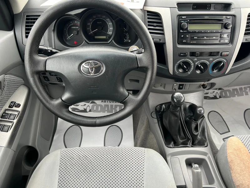 Toyota Hilux 2.5d/4x4/klima, снимка 9 - Автомобили и джипове - 46753262