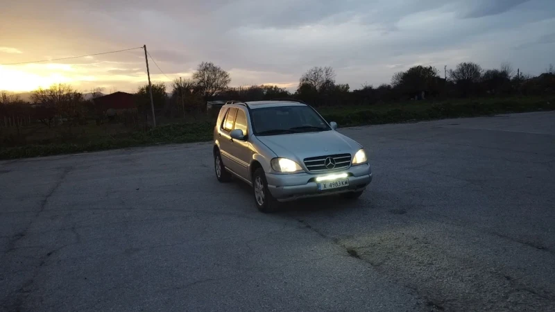 Mercedes-Benz ML 320, снимка 7 - Автомобили и джипове - 52448573