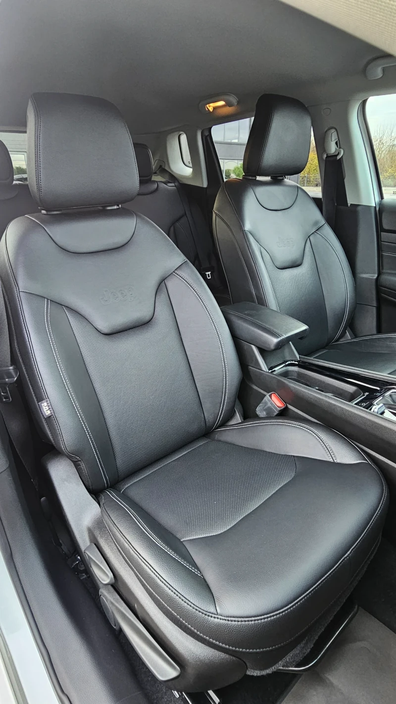 Jeep Compass T4 4xe PLUG-IN HYBRID Automatik S* 241PS* Euro6d, снимка 15 - Автомобили и джипове - 52727438