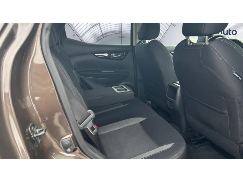 Nissan Qashqai DIG-T N-Connecta , Месечна вноска от 255  , снимка 10 - Автомобили и джипове - 53078271