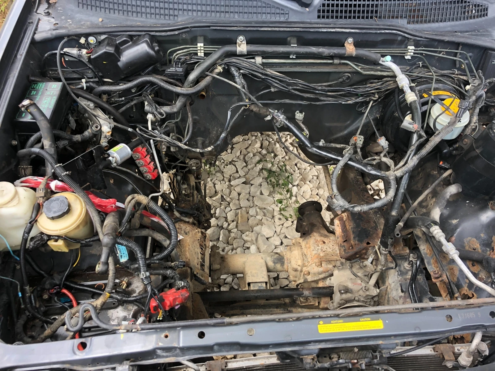 Nissan Terrano 2 2.4i �� | Mobile.bg � ����������� 12