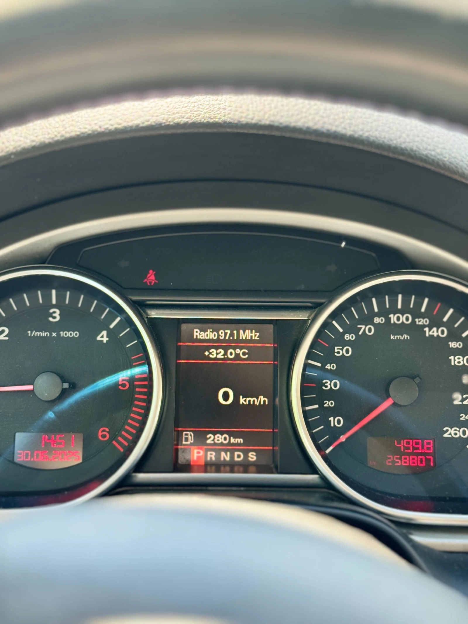 Audi Q7 3.0TDI V6 QUATTRO - изображение 8
