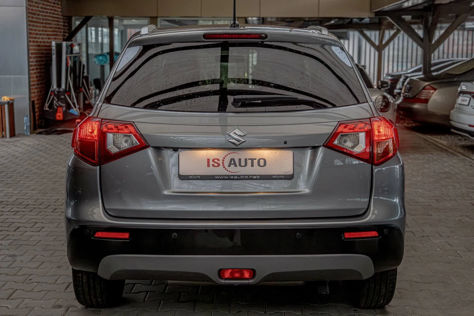 Suzuki Vitara 1.6DDIS/AllGrip/Камера/Подгрев/Xenon/ACC, снимка 4 - Автомобили и джипове - 53967168