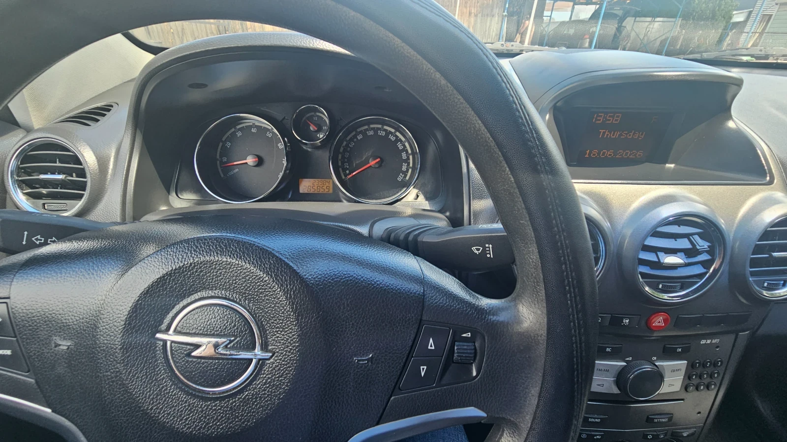 Opel Antara, снимка 7 - Автомобили и джипове - 54960312