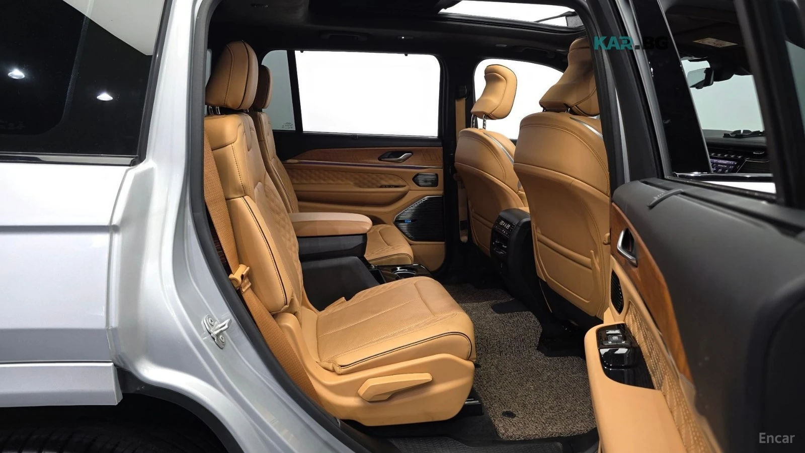 Jeep Cherokee SUMMIT* RESERVE* 3.6* DISTRONIC* ОБДУХ* МАСАЖИ* 36, снимка 10 - Автомобили и джипове - 55927191