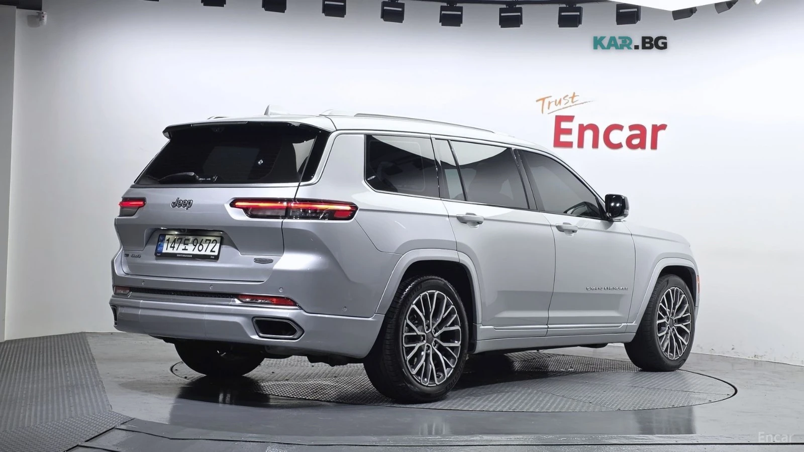 Jeep Cherokee SUMMIT* RESERVE* 3.6* DISTRONIC* ОБДУХ* МАСАЖИ* 36, снимка 3 - Автомобили и джипове - 55927191