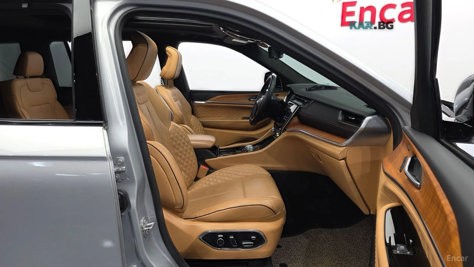 Jeep Cherokee SUMMIT* RESERVE* 3.6* DISTRONIC* ОБДУХ* МАСАЖИ* 36, снимка 9 - Автомобили и джипове - 55927191