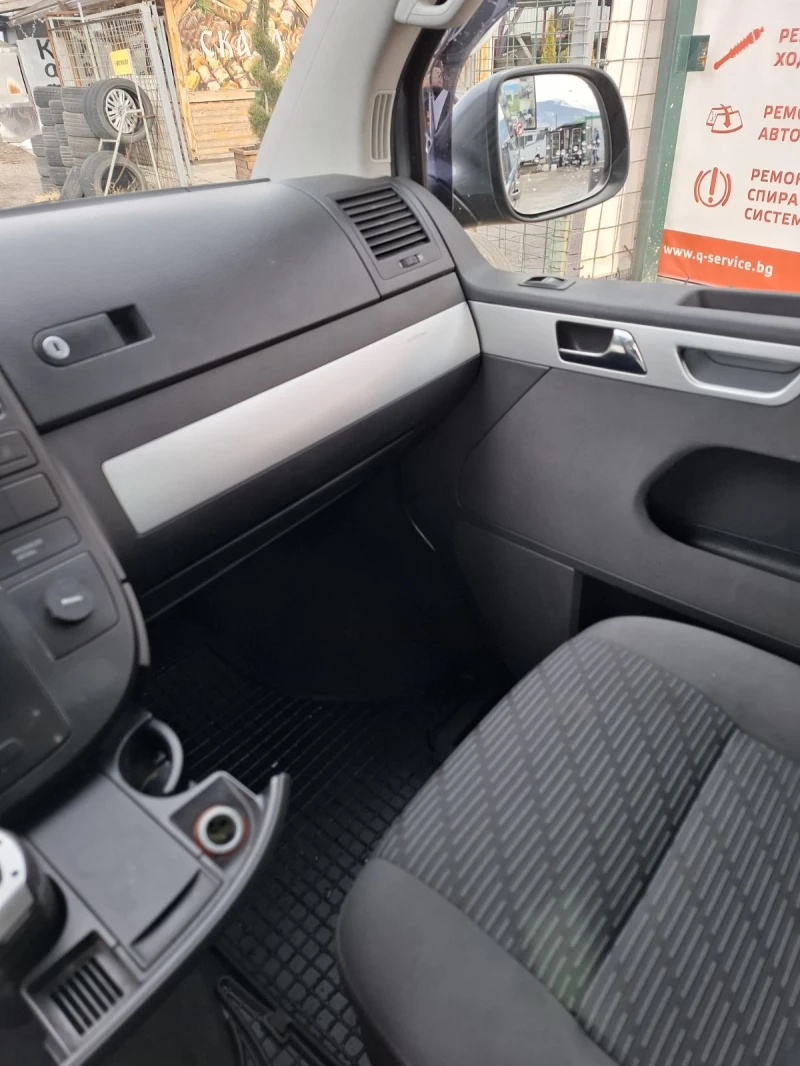 VW Multivan, снимка 14 - Бусове и автобуси - 52597377