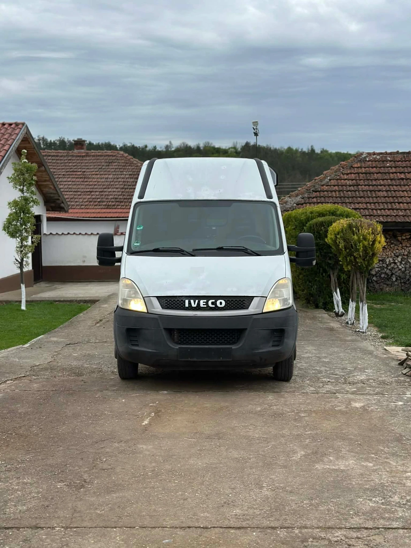 Iveco Daily 35c13 Maxi, снимка 2 - Бусове и автобуси - 51953141