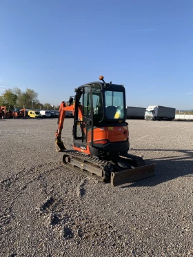      Kubota U27-4